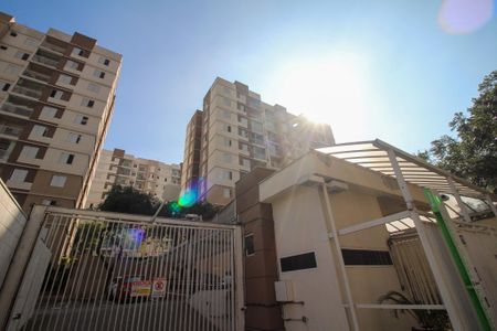 Apartamento para alugar com 61m², 3 quartos e 1 vagaFachada
