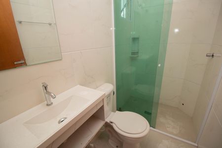 Banheiro de apartamento para alugar com 1 quarto, 42m² em Moinho Velho, São Paulo