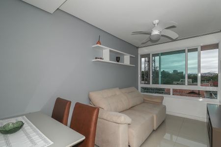 Sala de apartamento à venda com 1 quarto, 42m² em Passo da Areia, Porto Alegre