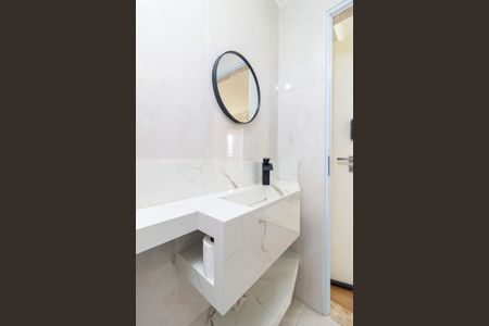 Apartamento para alugar com 38m², 2 quartos e sem vagaBanheiro