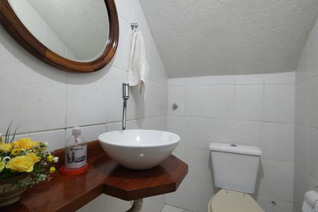 Casa de condomínio à venda com 150m², 3 quartos e 1 vagaLavabo