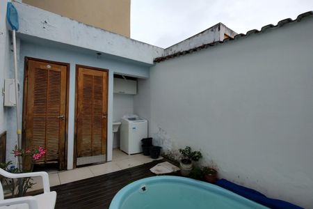 Casa de condomínio à venda com 150m², 3 quartos e 1 vagaÁrea comum - Piscina