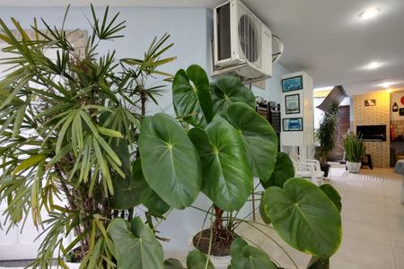 Casa de condomínio à venda com 150m², 3 quartos e 1 vagaGaragem