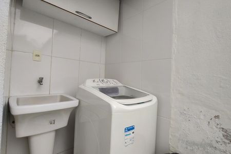 Casa de condomínio à venda com 150m², 3 quartos e 1 vagaÁrea de Serviço