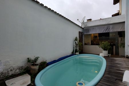 Casa de condomínio à venda com 150m², 3 quartos e 1 vagaÁrea comum - Piscina