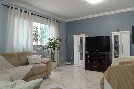 Casa de condomínio à venda com 150m², 3 quartos e 1 vagaSala