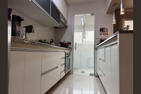Apartamento à venda com 96m², 2 quartos e 3 vagasFoto 06