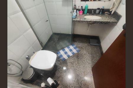 Apartamento à venda com 90m², 2 quartos e 1 vaga Apartamento à venda com 90m², 2 quartos e 1 vagaBanheiro da Suíte 1