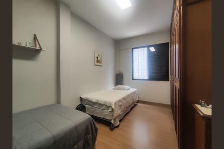 Suíte 1 de apartamento à venda com 2 quartos, 90m² em Santo Antônio, Belo Horizonte