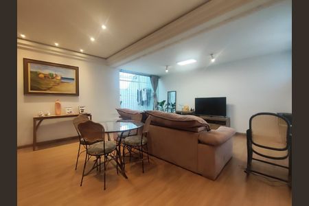 Sala de apartamento à venda com 2 quartos, 90m² em Santo Antônio, Belo Horizonte