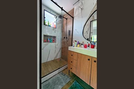 Casa de condomínio para alugar com 750m², 3 quartos e 6 vagas