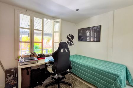 Casa de condomínio para alugar com 750m², 3 quartos e 6 vagas