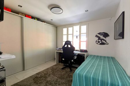 Casa de condomínio para alugar com 750m², 3 quartos e 6 vagas