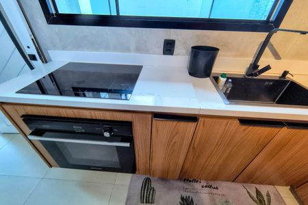 Casa de condomínio para alugar com 750m², 3 quartos e 6 vagas