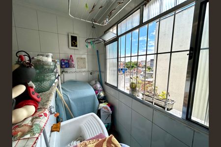 Apartamento à venda com 60m², 2 quartos e 1 vaga Apartamento à venda com 60m², 2 quartos e 1 vagaÁrea de Serviço