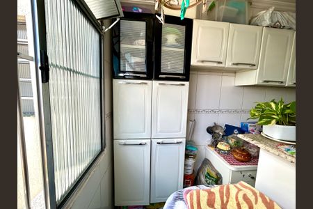 Apartamento à venda com 60m², 2 quartos e 1 vaga Apartamento à venda com 60m², 2 quartos e 1 vagaÁrea de Serviço