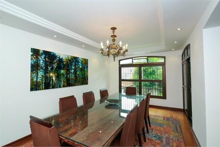 Casa à venda com 848m², 4 quartos e 6 vagas