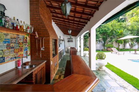 Casa à venda com 848m², 4 quartos e 6 vagas