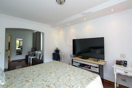 Casa à venda com 848m², 4 quartos e 6 vagas