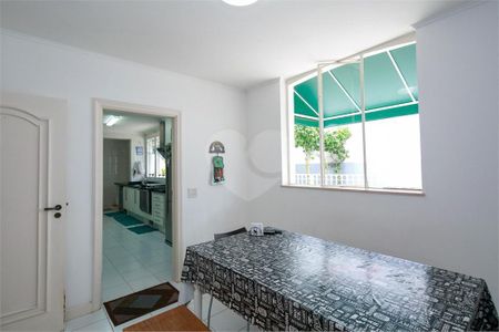 Casa à venda com 848m², 4 quartos e 6 vagas