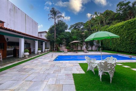 Casa à venda com 848m², 4 quartos e 6 vagas