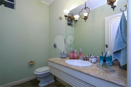 Casa à venda com 848m², 4 quartos e 6 vagas