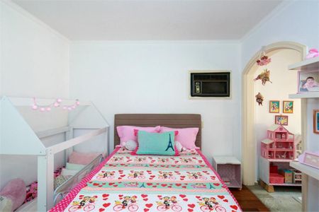 Casa à venda com 848m², 4 quartos e 6 vagas