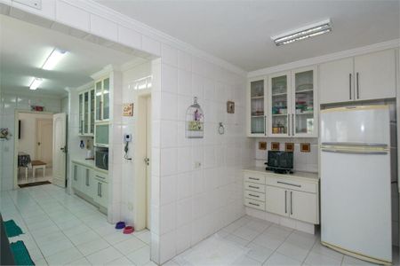 Casa à venda com 848m², 4 quartos e 6 vagas