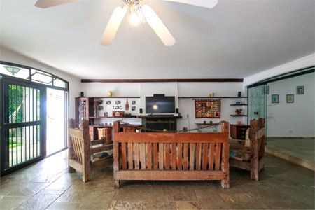 Casa à venda com 848m², 4 quartos e 6 vagas