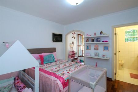 Casa à venda com 848m², 4 quartos e 6 vagas