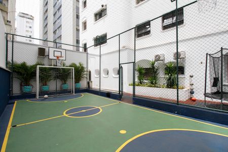 Apartamento para alugar com 298m², 4 quartos e 3 vagas Apartamento para alugar com 298m², 4 quartos e 3 vagasÁrea Comum - Quadra Poliesportiva