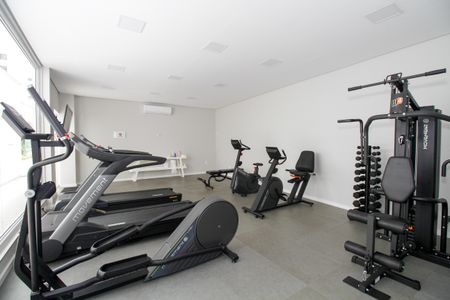Apartamento para alugar com 298m², 4 quartos e 3 vagas Apartamento para alugar com 298m², 4 quartos e 3 vagasÁrea Comum - Academia