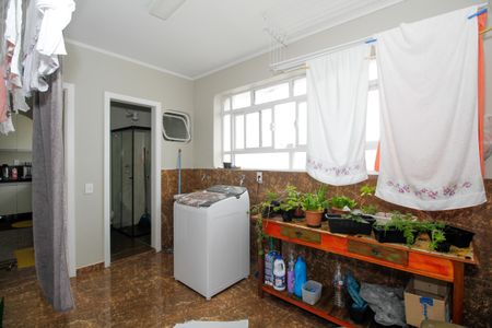 Apartamento para alugar com 298m², 4 quartos e 3 vagas Apartamento para alugar com 298m², 4 quartos e 3 vagasÁrea de Serviço