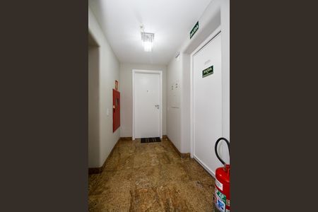 Apartamento para alugar com 298m², 4 quartos e 3 vagas Apartamento para alugar com 298m², 4 quartos e 3 vagasHall de Entrada