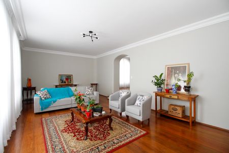 Apartamento para alugar com 298m², 4 quartos e 3 vagas Apartamento para alugar com 298m², 4 quartos e 3 vagasSala de Estar