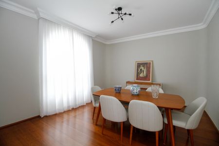 Apartamento para alugar com 298m², 4 quartos e 3 vagas Apartamento para alugar com 298m², 4 quartos e 3 vagasSala de Jantar