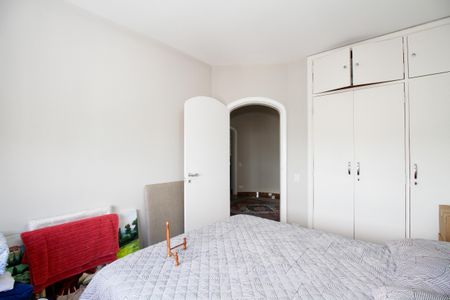 Apartamento para alugar com 298m², 4 quartos e 3 vagas Apartamento para alugar com 298m², 4 quartos e 3 vagasQuarto 1