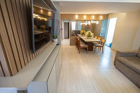 sala de casa à venda com 4 quartos, 263m² em Alípio de Melo, Belo Horizonte