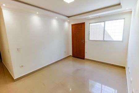 Casa para alugar com 2 quartos, 90m² em Parque Pinheiros, Taboão da Serra