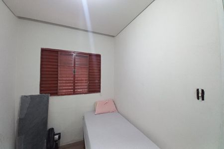 Casa à venda com 176m², 5 quartos e 3 vagas Casa à venda com 176m², 5 quartos e 3 vagasQuarto 3