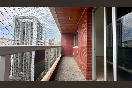 Varanda  de apartamento à venda com 4 quartos, 172m² em Barro Preto, Belo Horizonte