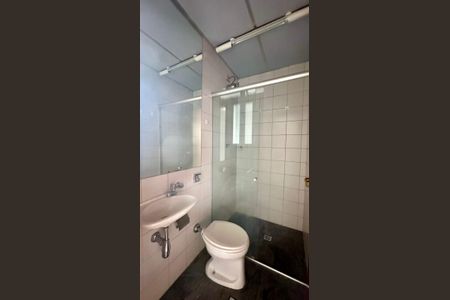 Apartamento à venda com 172m², 4 quartos e 3 vagasBanheiro de serviço