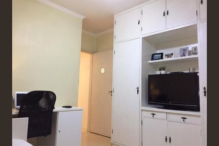 Casa à venda com 3 quartos, 180m² em Vila Campo Grande, São Paulo