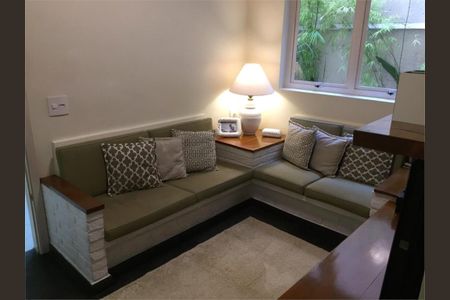 Casa à venda com 3 quartos, 180m² em Vila Campo Grande, São Paulo