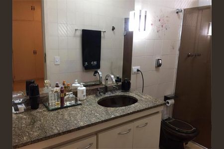 Casa à venda com 180m², 3 quartos e 2 vagas