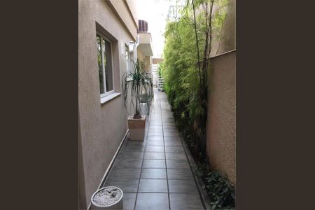 Casa à venda com 180m², 3 quartos e 2 vagas