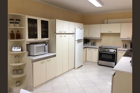 Casa à venda com 180m², 3 quartos e 2 vagas