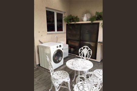 Casa à venda com 180m², 3 quartos e 2 vagas