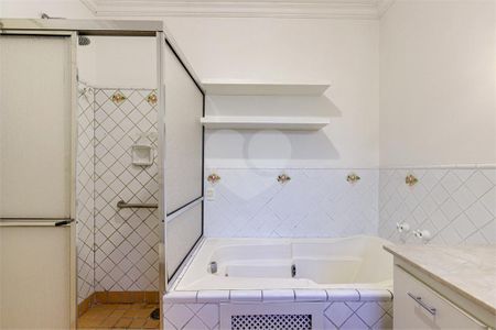 Casa à venda com 4 quartos, 433m² em Santo Amaro, São Paulo