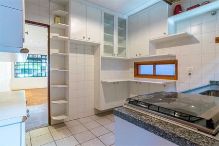 Casa à venda com 125m², 2 quartos e 2 vagas